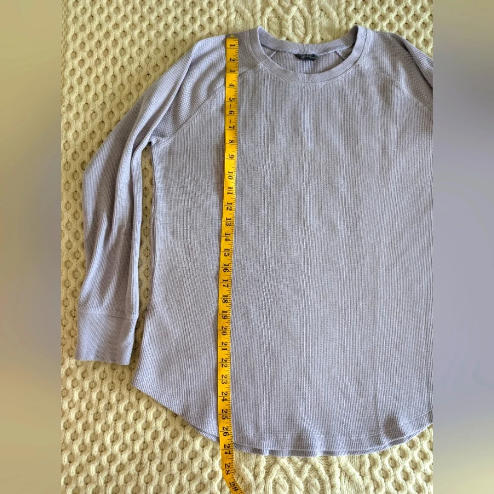 *EDDIE BAUER* MYRIAD Thermal Crewneck T-Shirt, Lilac, Sz. Large, VGUC! - Picture 3 of 6